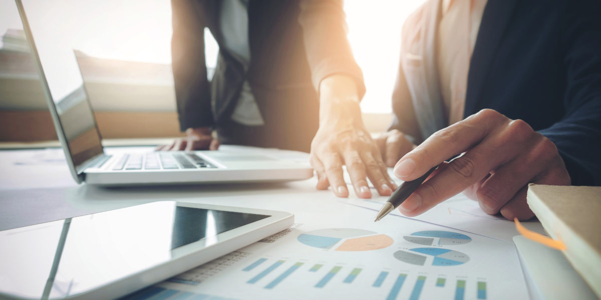 savoir présenter et proposer des solutions aux problèmes d'une entreprise cliente